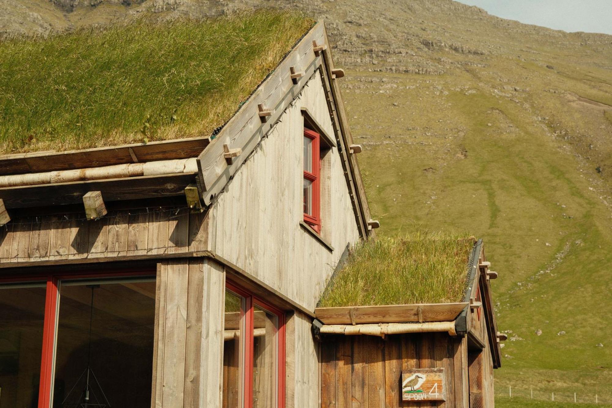 Mulafossur Cottages By Famous Waterfall In Gasadalur Bagian luar foto